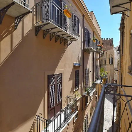 San Basilio's Historical Center * Palermo